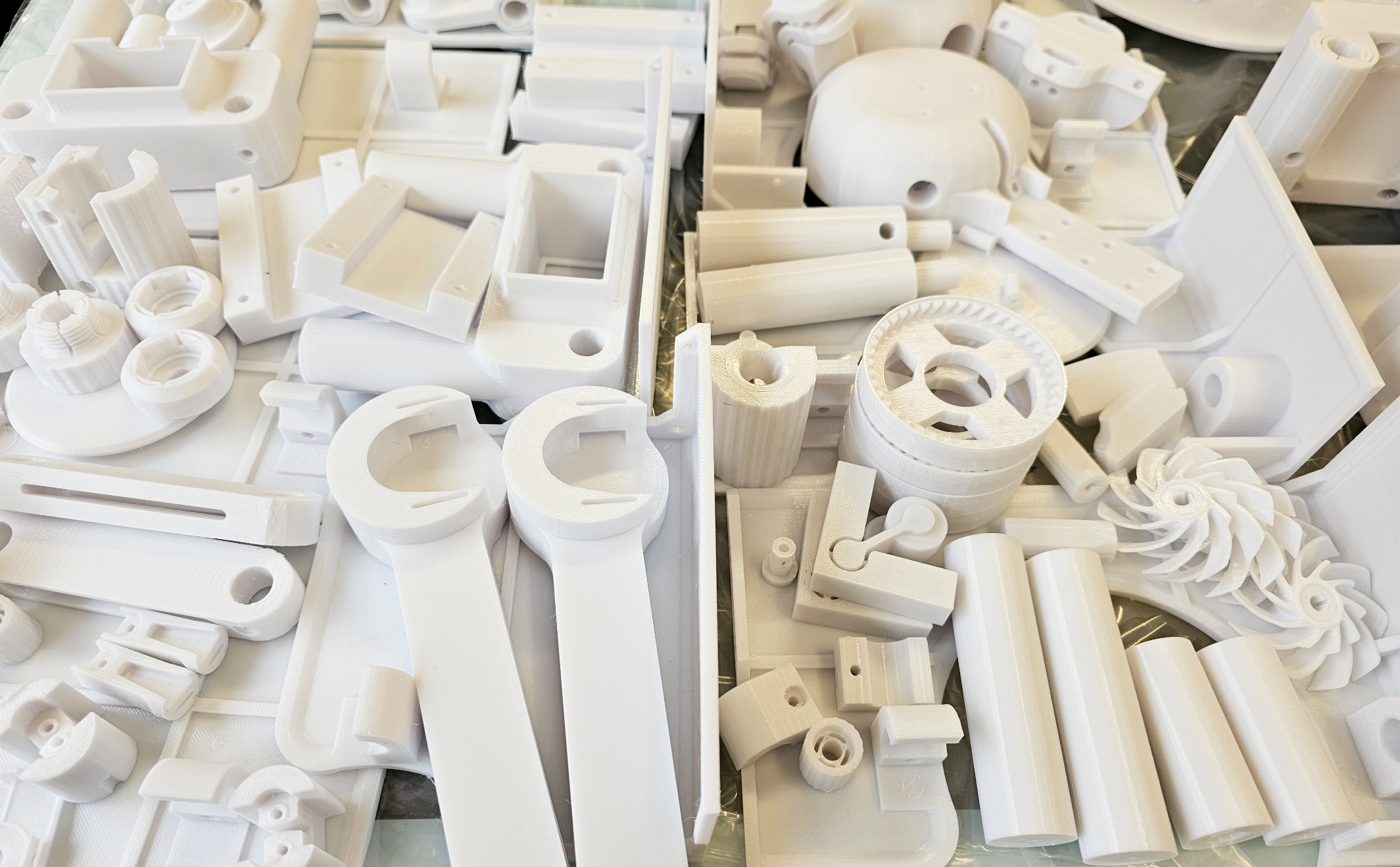 Impression 3D de pièces sur mesure – Reproduction et réparation à Nice, Carros, Monaco | ⭐AzurMedia.fr Impression 3D à Nice, Scan 3D, Atelier de Conception ★★★ Fabrication, reproduction et réparation de pièces sur mesure en impression 3D – AzurMedia à Nice, Carros et Monaco.