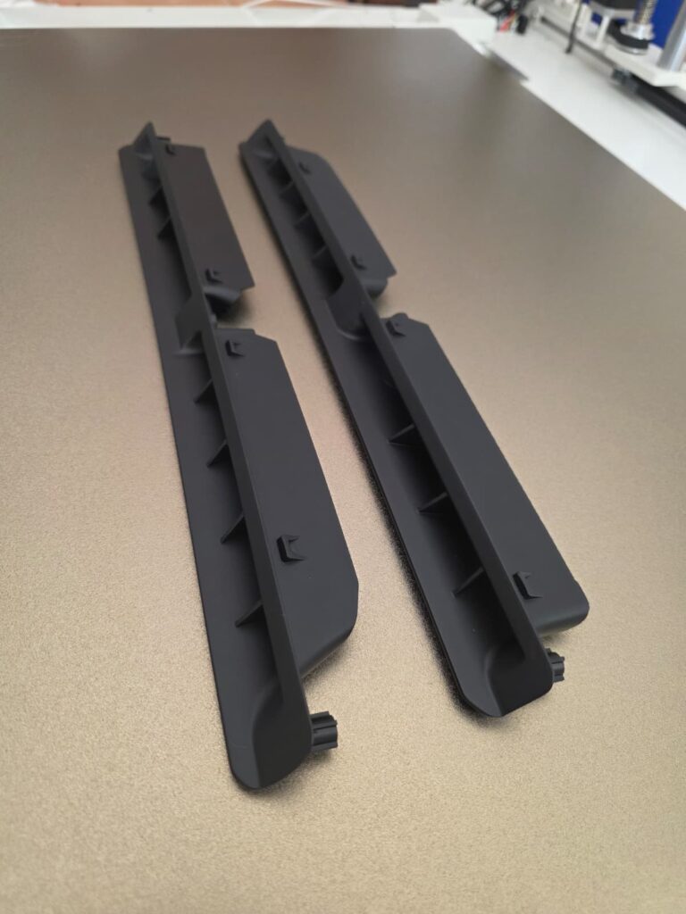 Grille de ventilation Renault Alpine A610 en résine technique noire