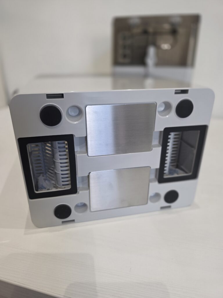 Détail des chambres modulaires du FilaPartner E1 – système double compartiment pour le séchage indépendant des filaments.